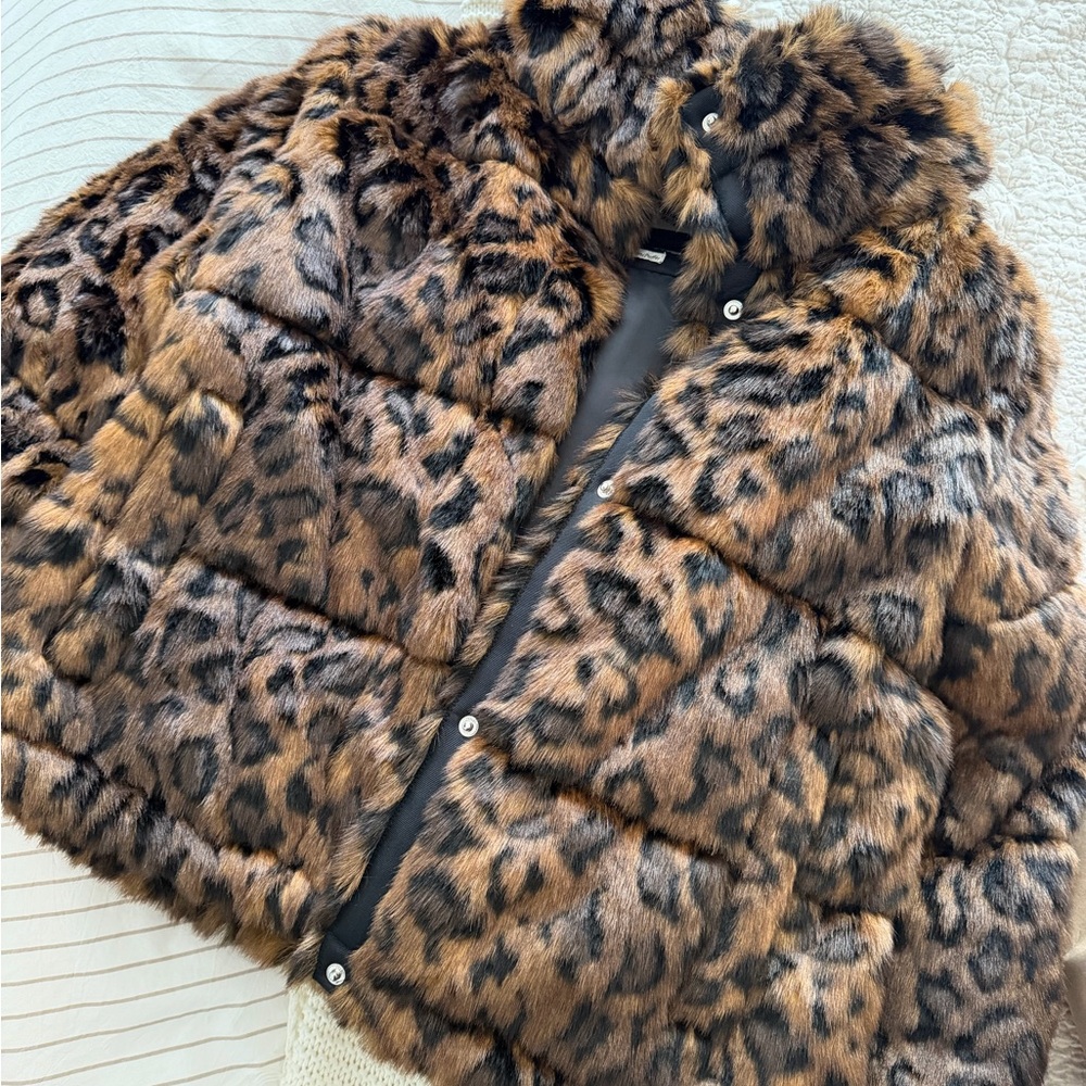 Abercrombie & Fitch Leopard Faux Fur Trim Puffer - Brown & Black